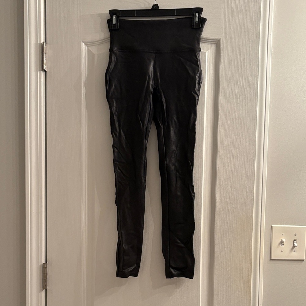 SPANX Liquid Leather Look High-Waisted Leggings size SP